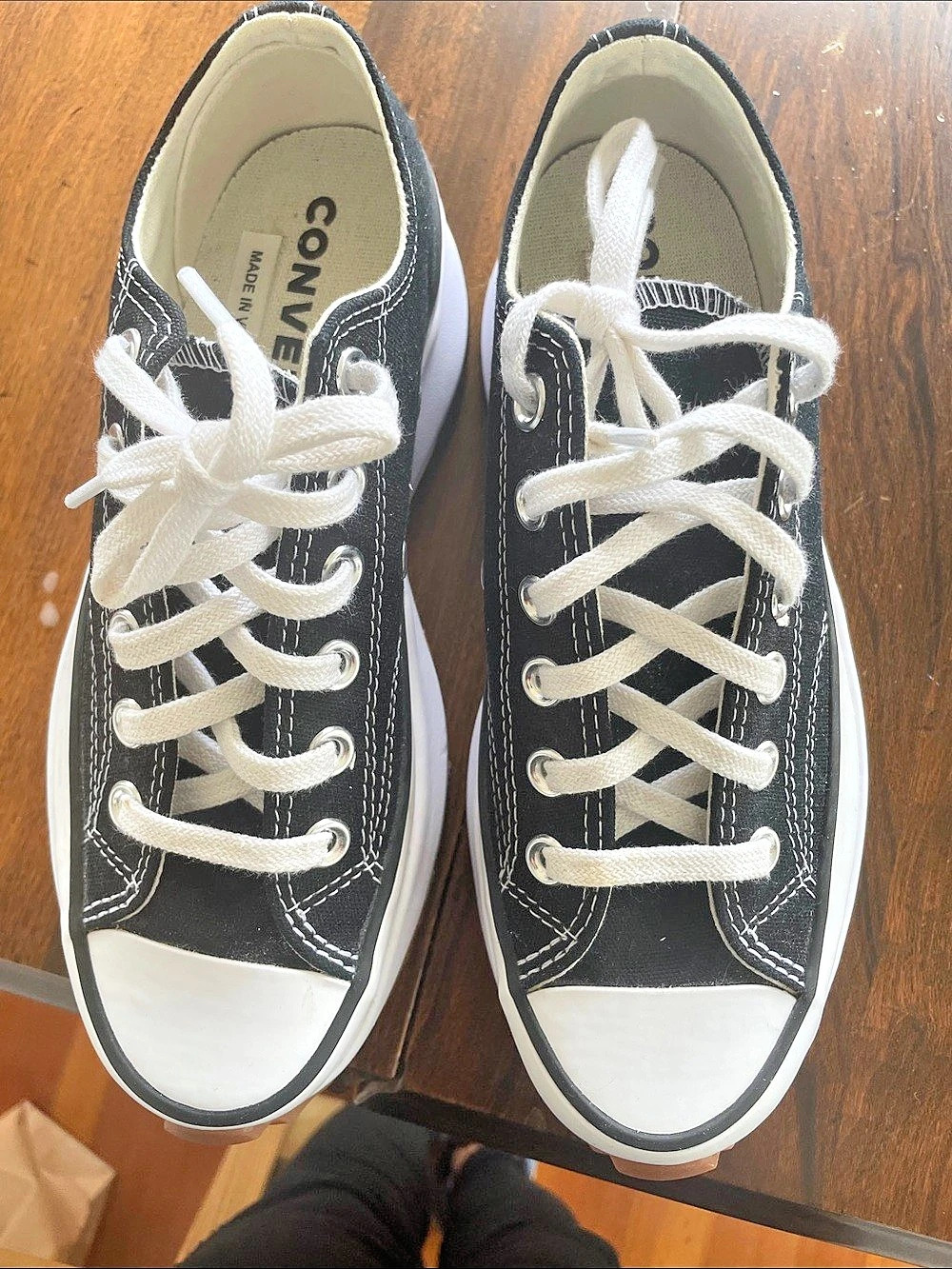 Converse Run Star Hike platform Black Gum Low Black & White Sneakers